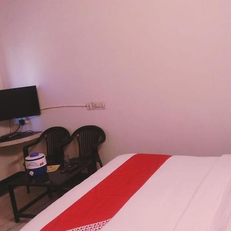 Hotel Rajkamal International อุเดเปอร์ ภายนอก รูปภาพ