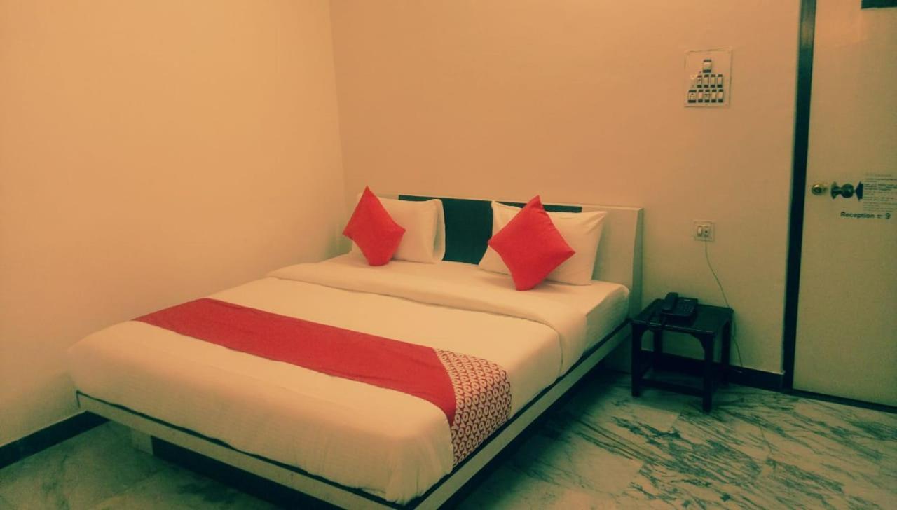 Hotel Rajkamal International อุเดเปอร์ ภายนอก รูปภาพ